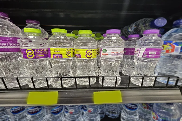 water store dan lucky water di lotte dan foodhall